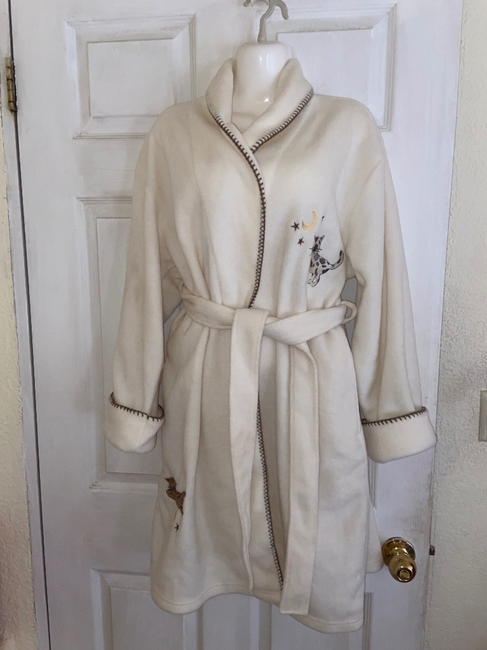 SLEEPING GOWN